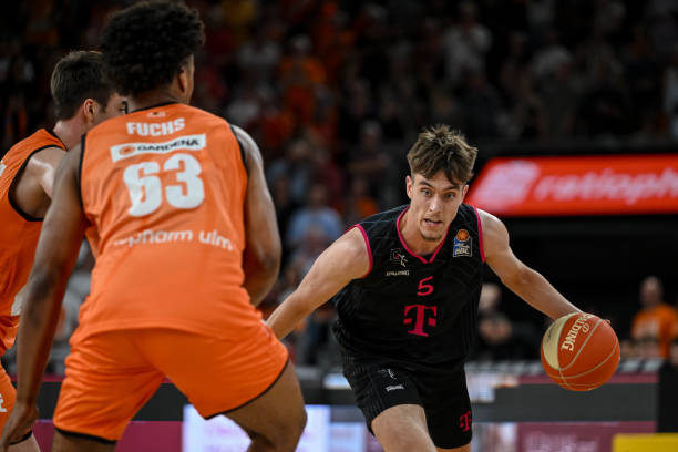 后防缺人仍 后防缺人仍