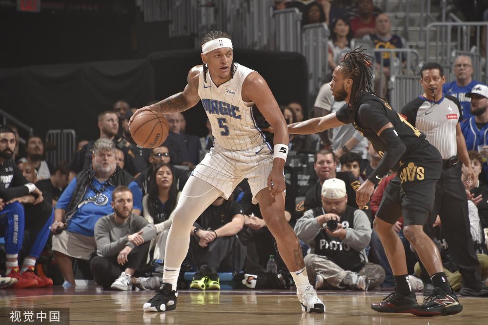 梁靖崑与林 梁靖崑与林