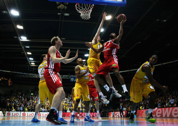 参与体育运 参与体育运