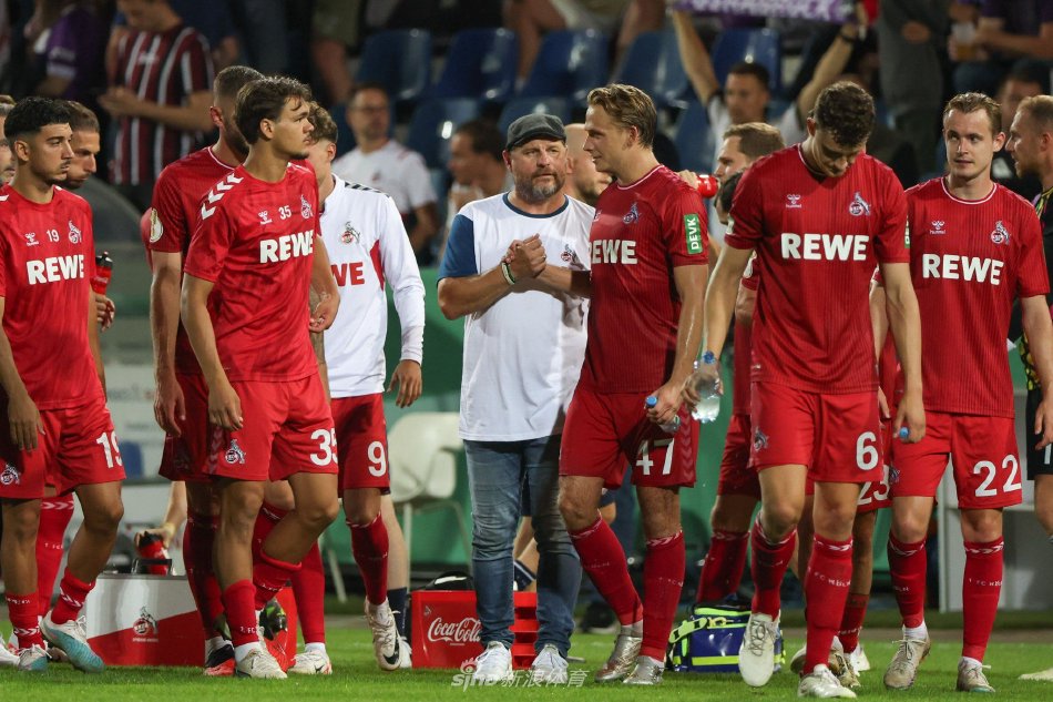 时下年轻人 时下年轻人