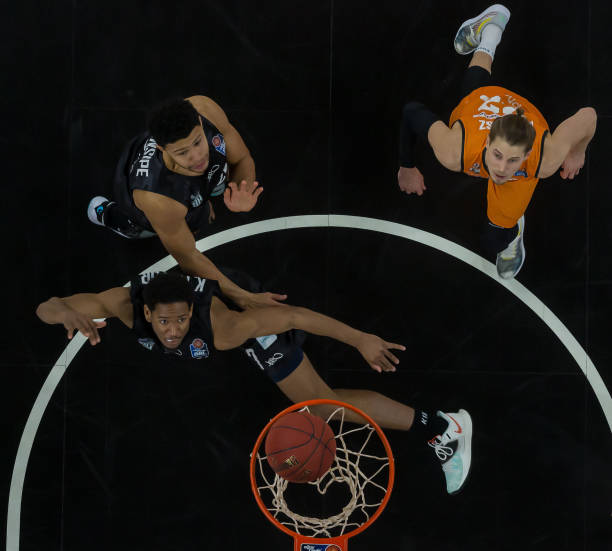 次赛事的亮 次赛事的亮